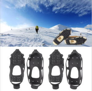 ICE CRAMPON 1 Varumärke: NGR Produktnamn: Halkfria skor täcker snöisgripare med 6 dubbar för utomhusvandring Material: Gummi Användning: Halkskydd Storlek: S, M, L, XL Förpackning: 1 par/Opp-påse Vikt: 290g/par